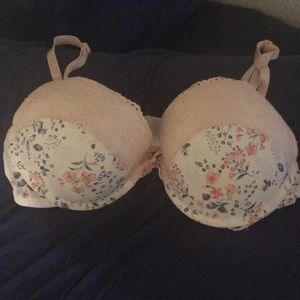 Floral lace lined push up bra